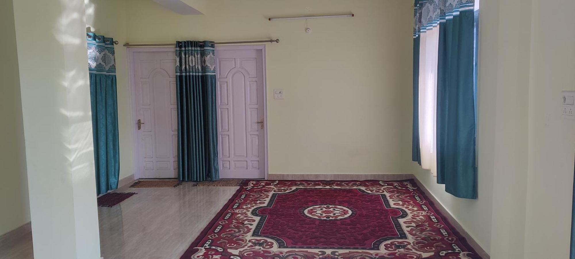 Shimla Hills Apartments 2Bhk Bilik gambar