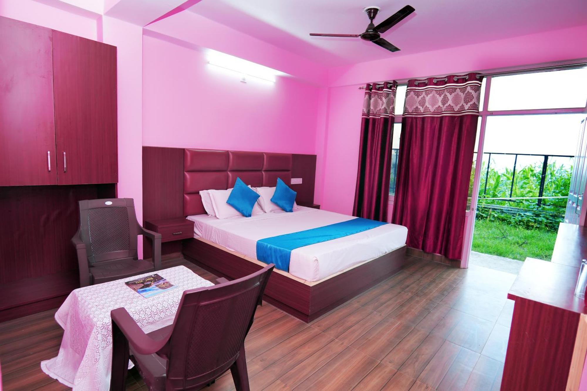 Shimla Hills Apartments 2Bhk Luaran gambar